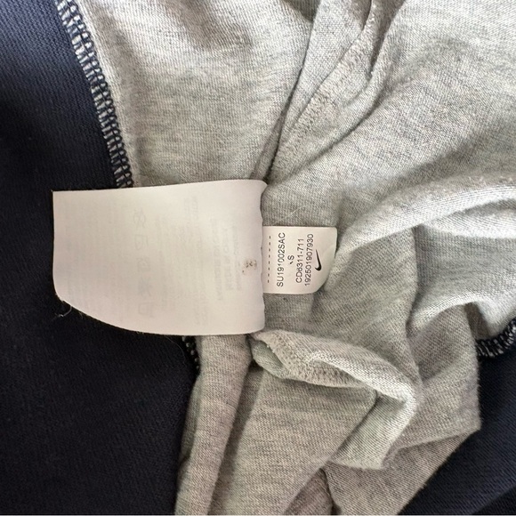 NIKEx SACAI sz XS Hybrid Tee Navy Blue Stripe Tshirt CD6311 White Gray - Picture 7 of 10